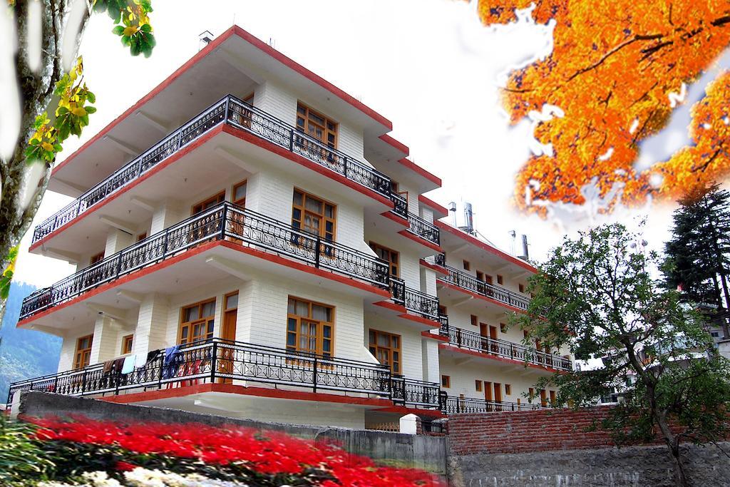 The Himalayan Regency Hotel Manali  Bagian luar foto