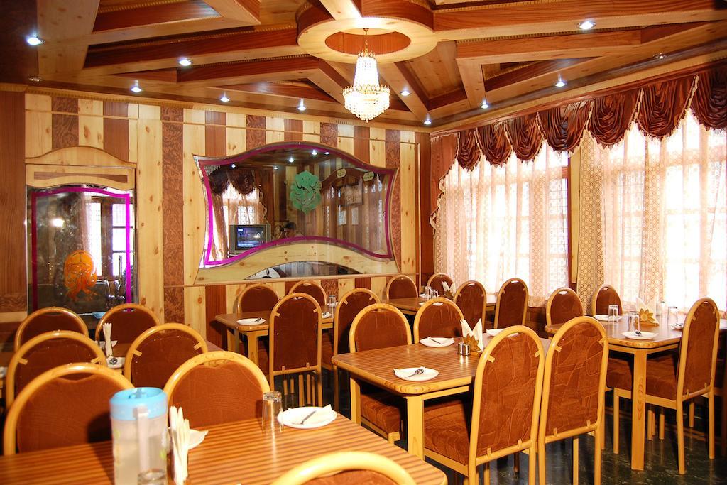 The Himalayan Regency Hotel Manali  Bagian luar foto